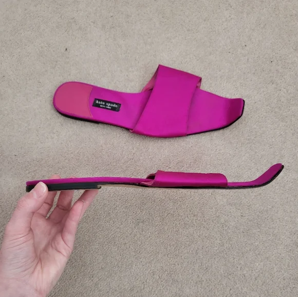 Kate Spade Fuchsia Slides - Picture 2 of 8